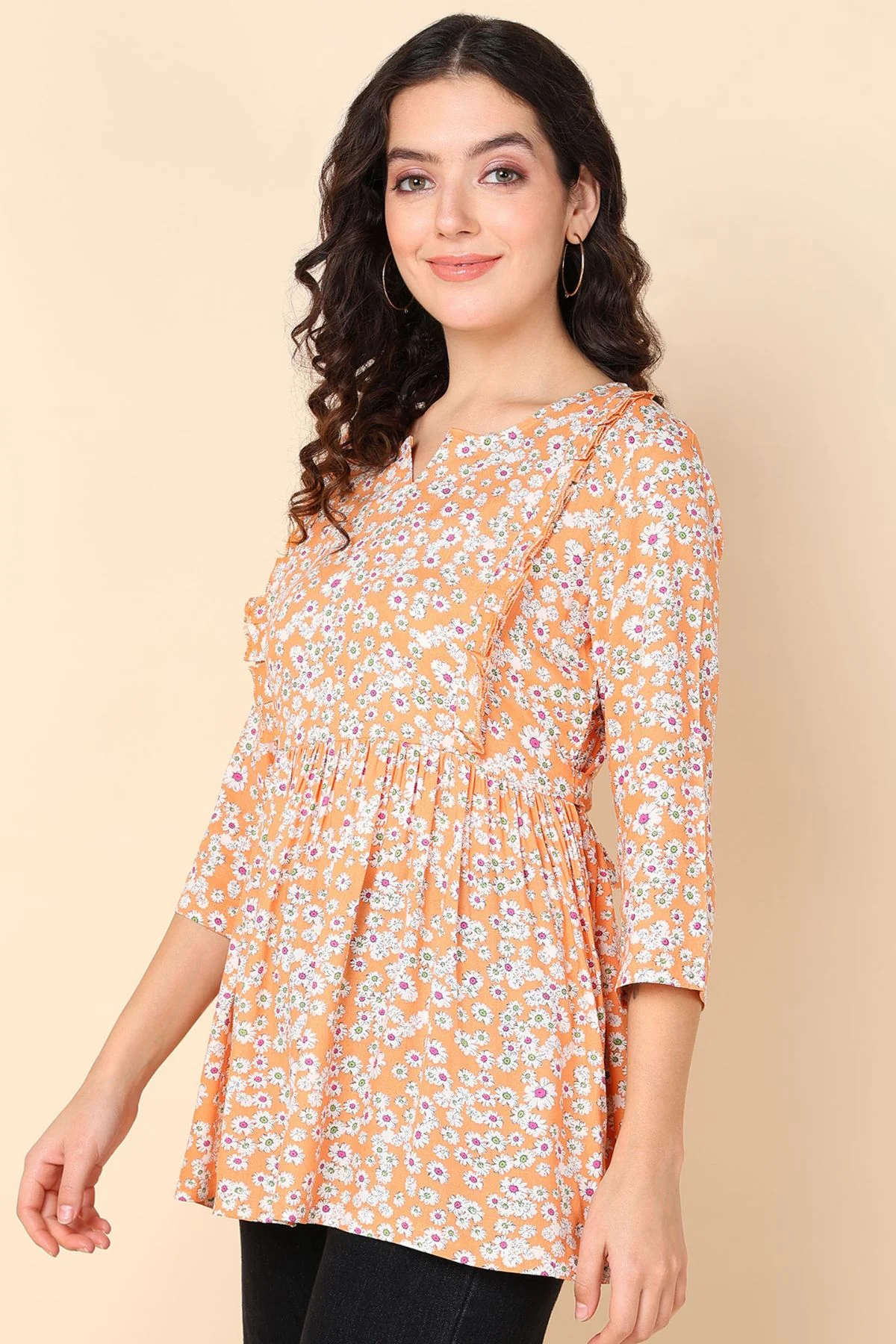 Elsa Cantaloupe Maternity Short Top with Pocket - Image 4