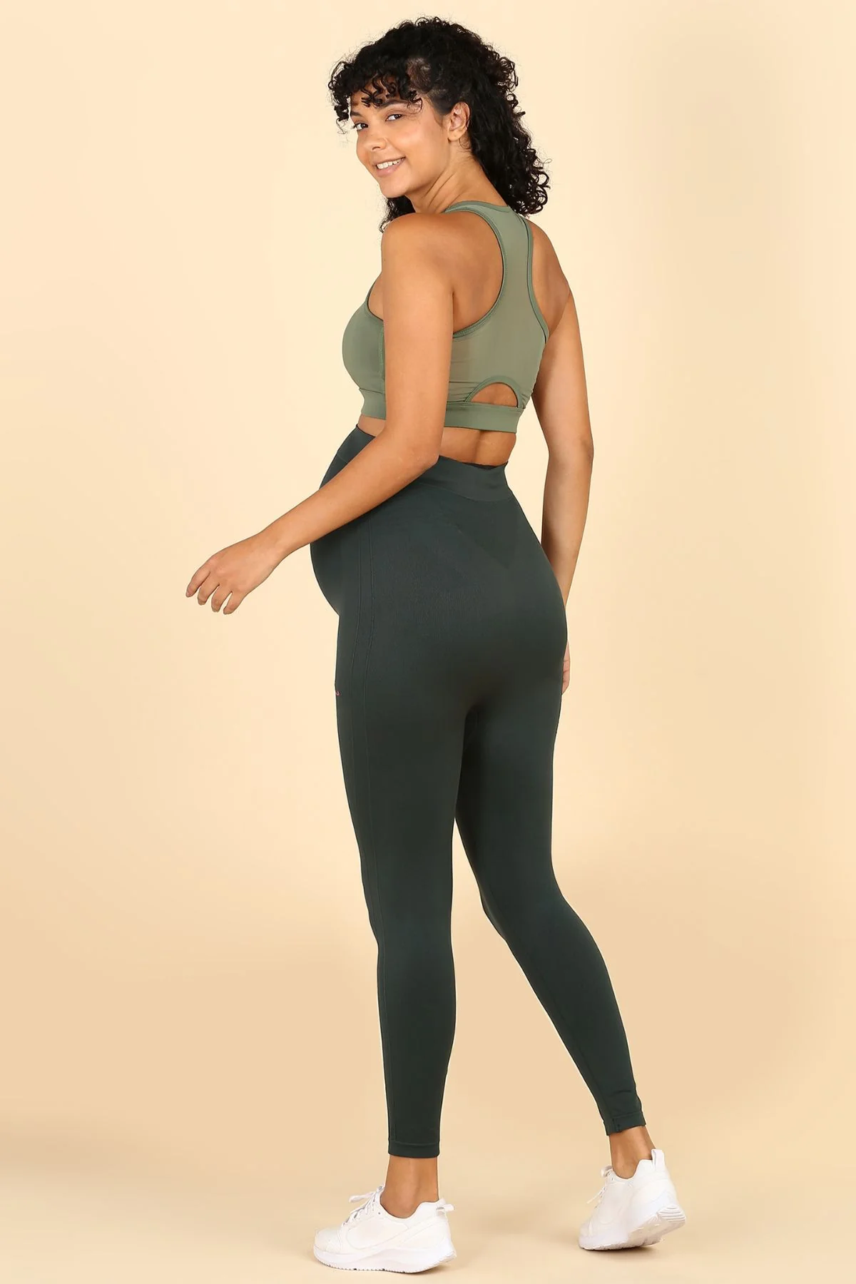 Seamless Adaptable Bump Support Legging Green (Pregnancy) - Image 7
