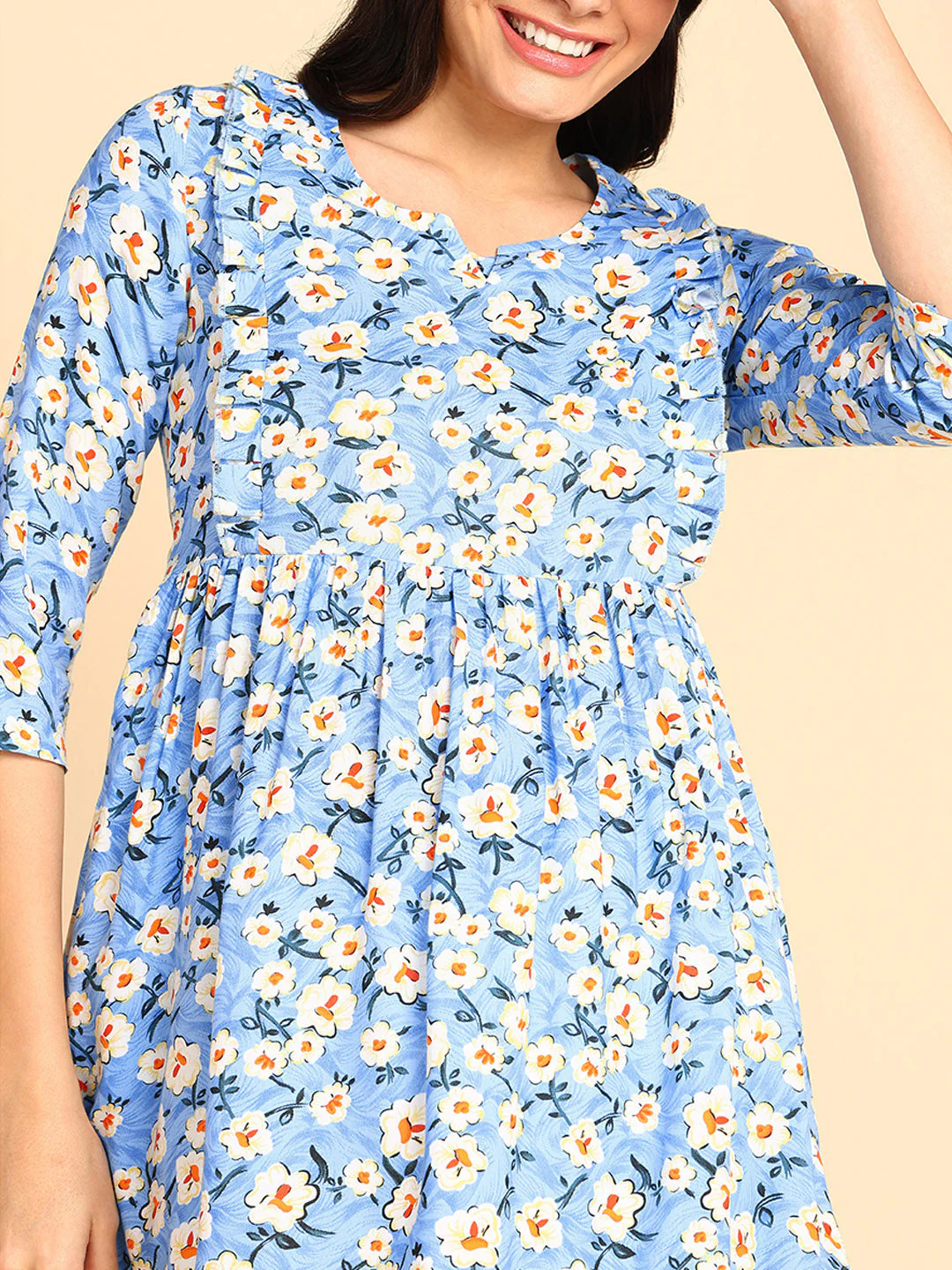 SeaShell Aqua Blue Short Maternity Top with Pocket - Image 9